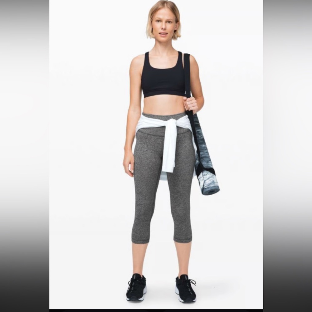 Lululemon Gray Heather Cropped Leggings- 6/Small